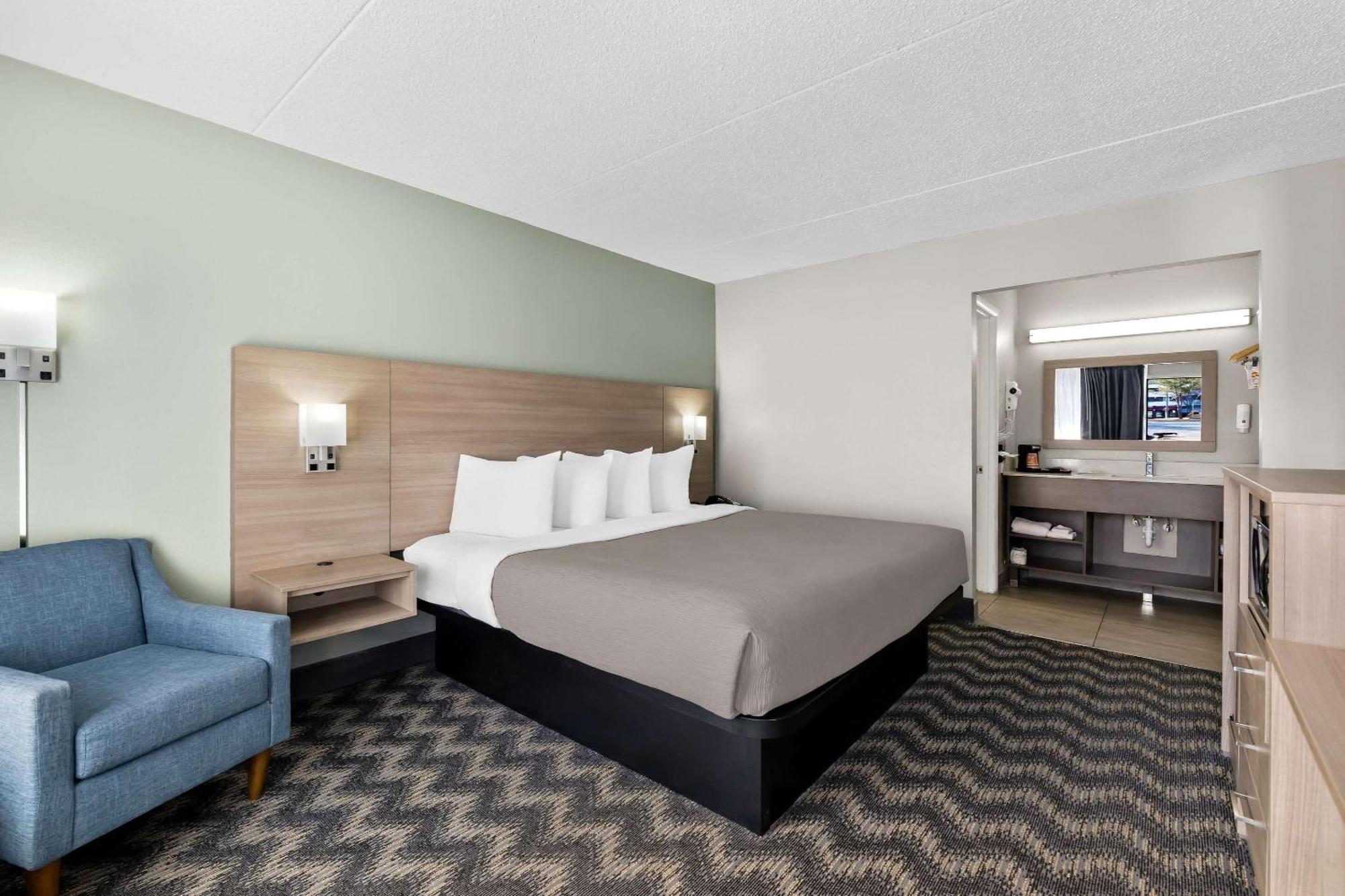 Quality Inn Nashville - Opryland Area Exteriör bild